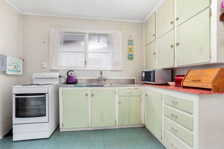 16 Mervan Street Mangere East_7