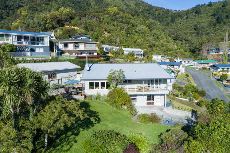 18 Seaview Crescent Picton_1