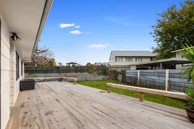 28a Grayson Avenue Mangakakahi_16