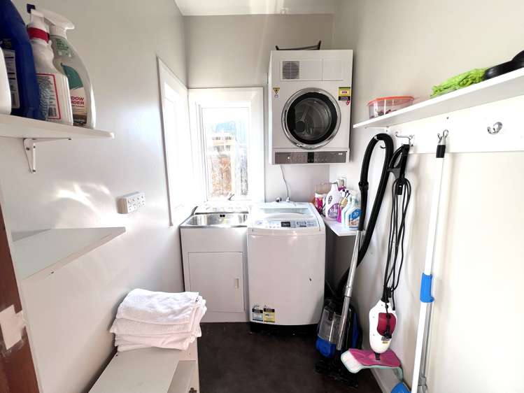 102 Park Street Hokitika_10