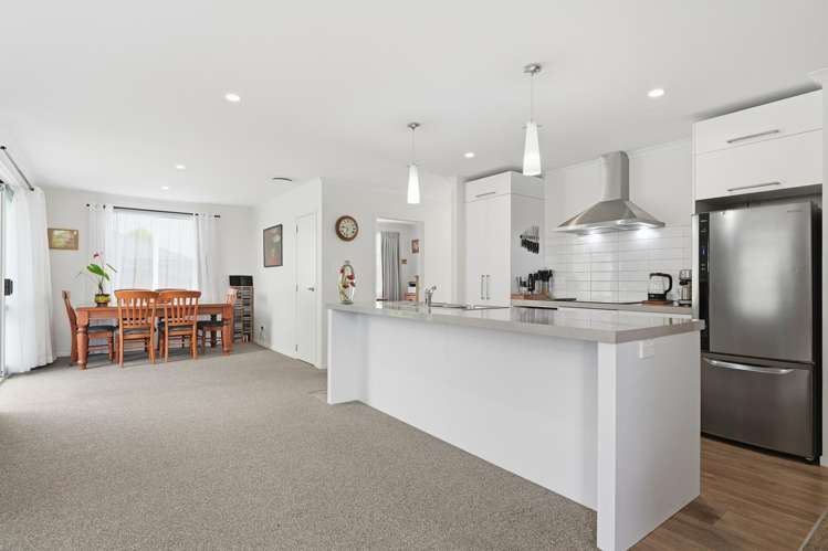 17/162 Waihi Road Judea_3