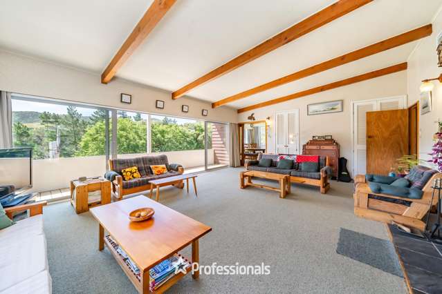 1119 Coast Road Wainuiomata Coast_4
