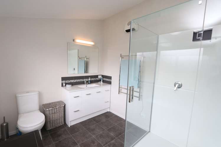 54 Taits Road Newland_13