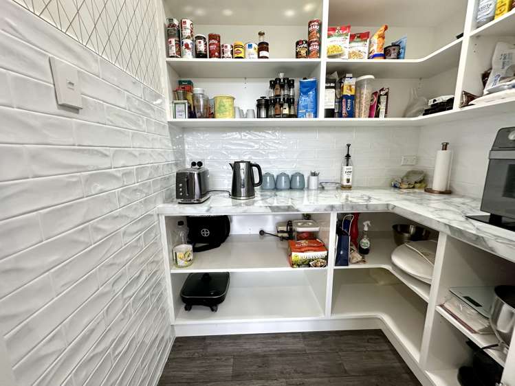 397 North Road Waikiwi_19