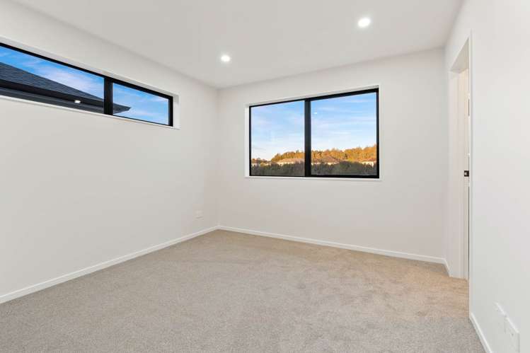 28 Castlebane Drive Flat Bush_19