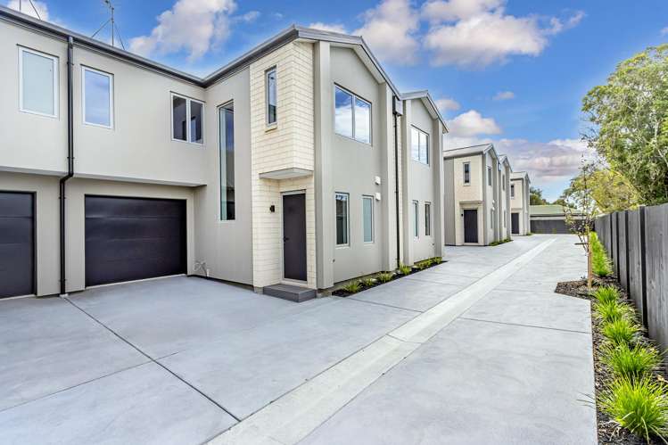 1-8/198 Lyttelton Street_0