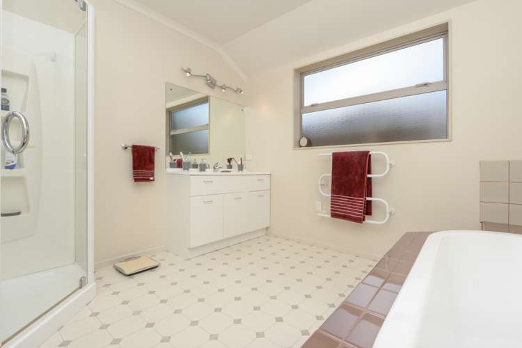 17 Cranmore Avenue Huntington_14