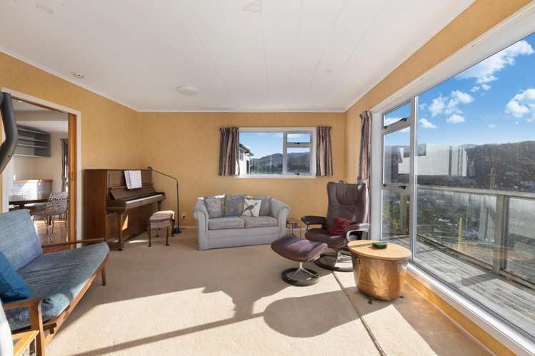 16 Bristol Street Island Bay_4