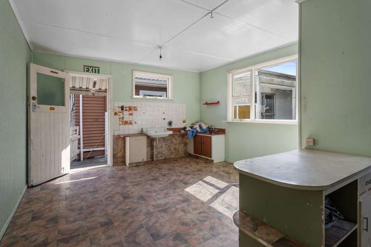 86 Parkers Road Tahunanui_18