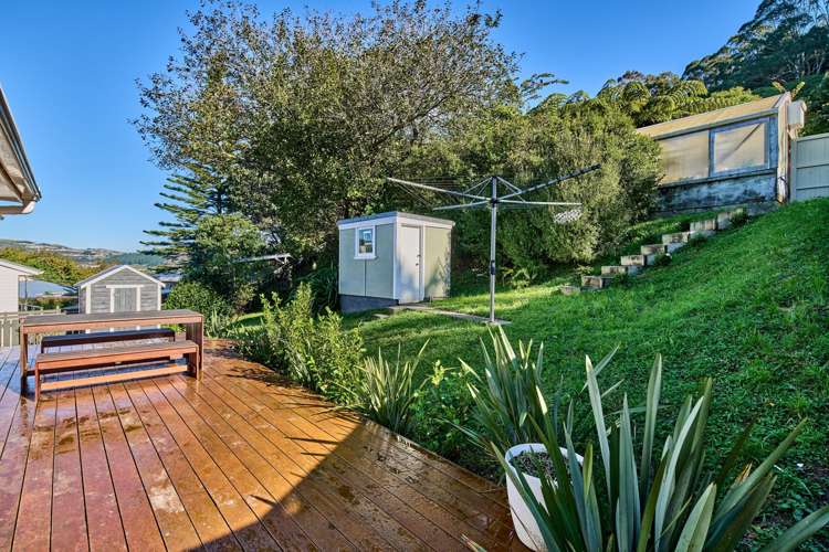 15 Greer Crescent Tawa_13