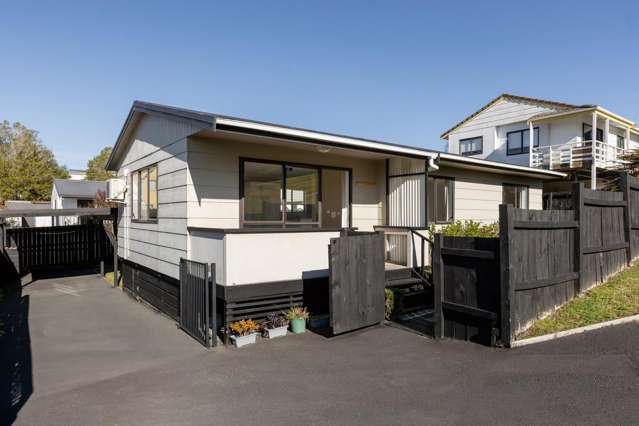 80B Coopers Road Gate Pa_1