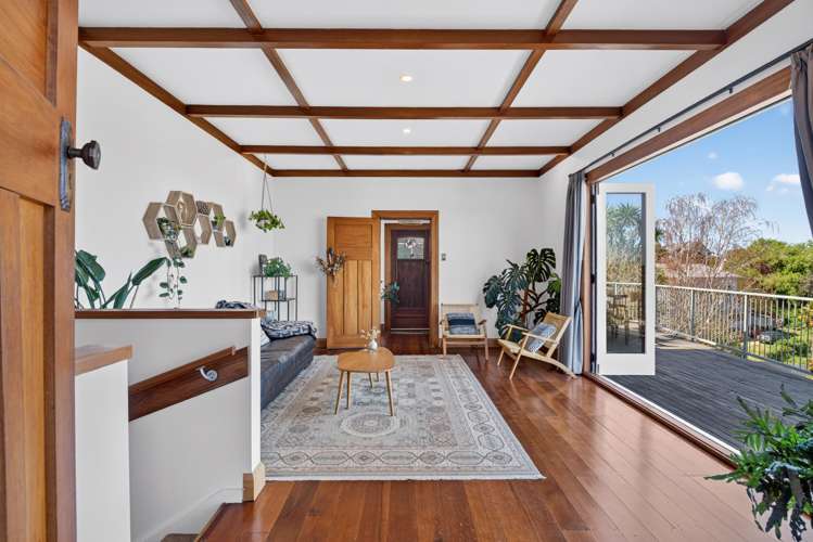 8 Harvey Road Bluff Hill_13