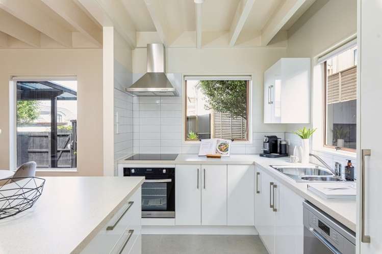 3/5 Wesley Avenue Mount Albert_8