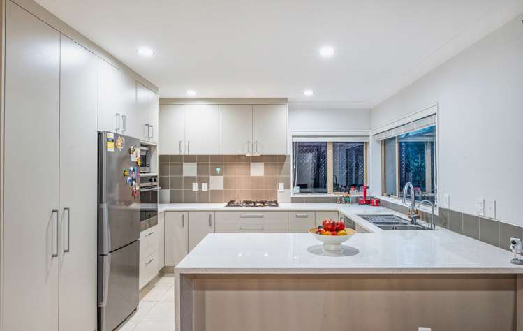 2/91 Litten Road Cockle Bay_9