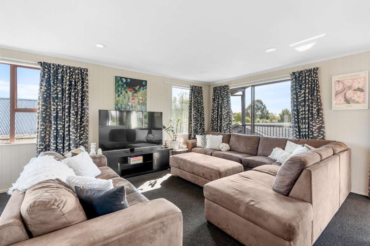 35 Millard Avenue_3