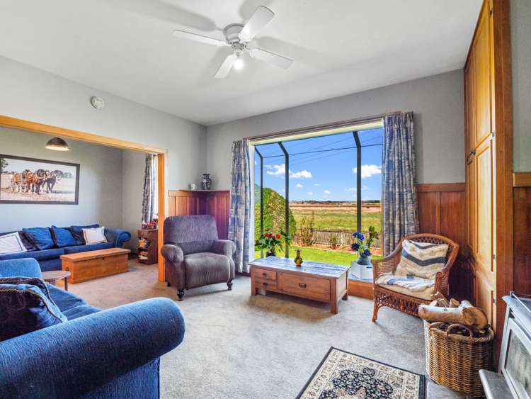 2890 Christchurch Akaroa Road Little River_9