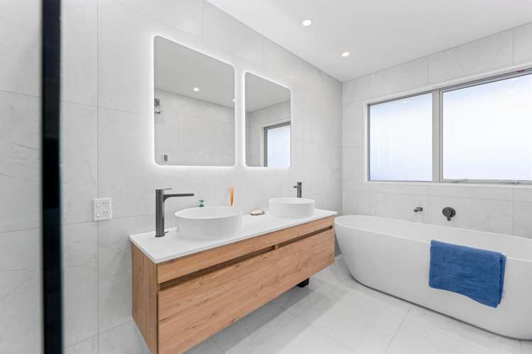 5 Coopworth Mews West Melton_27