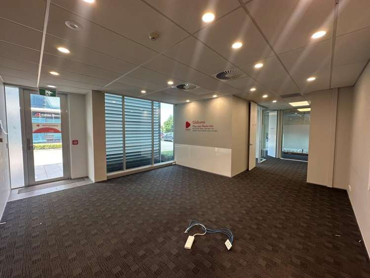 Ground Floor, 4 Pavilion Drive, Mangere Mangere_7