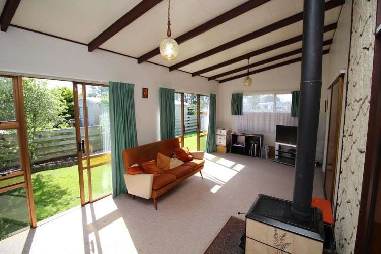 16a Flower Street Bulls_13