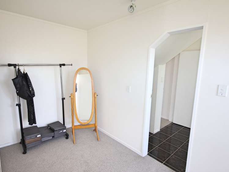 65 Thurleigh Grove Karori_11
