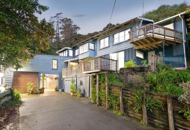 Quirky 4 Bedroom With Breath-taking Views