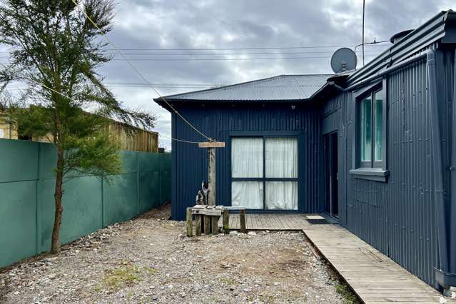 56 McGill Street Waimangaroa_3