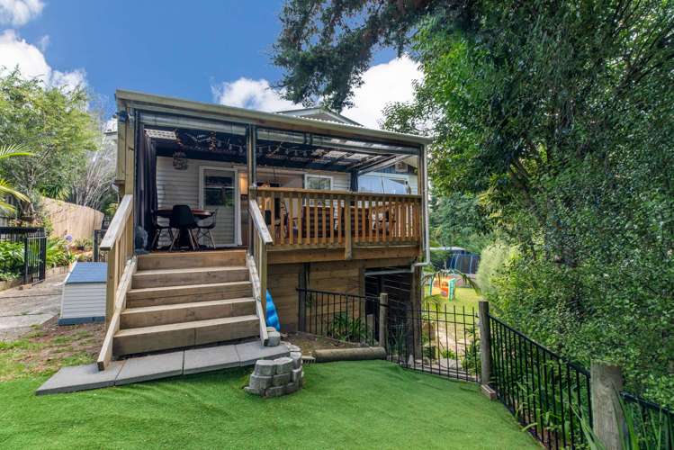 8 Kashmir Road Glen Eden_7