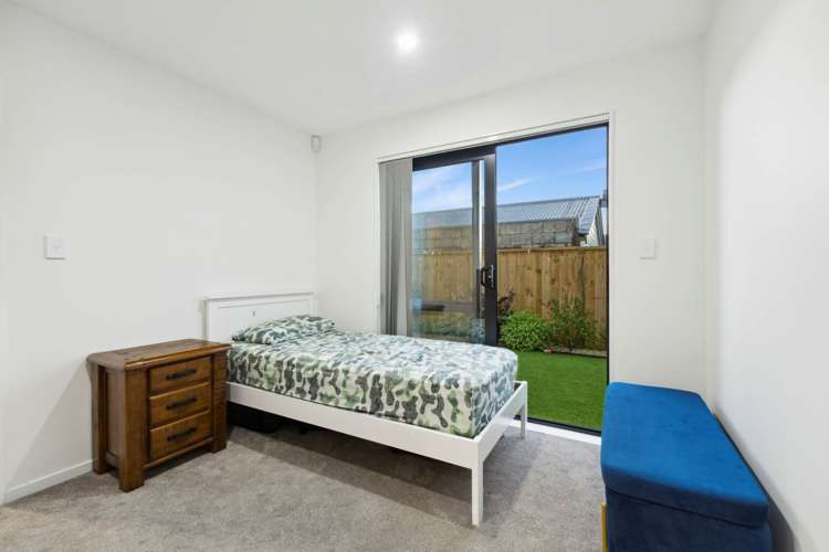 43f Beach Road Pahurehure_14