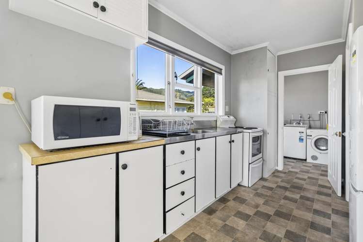 20 Hanson Grove Stokes Valley_3