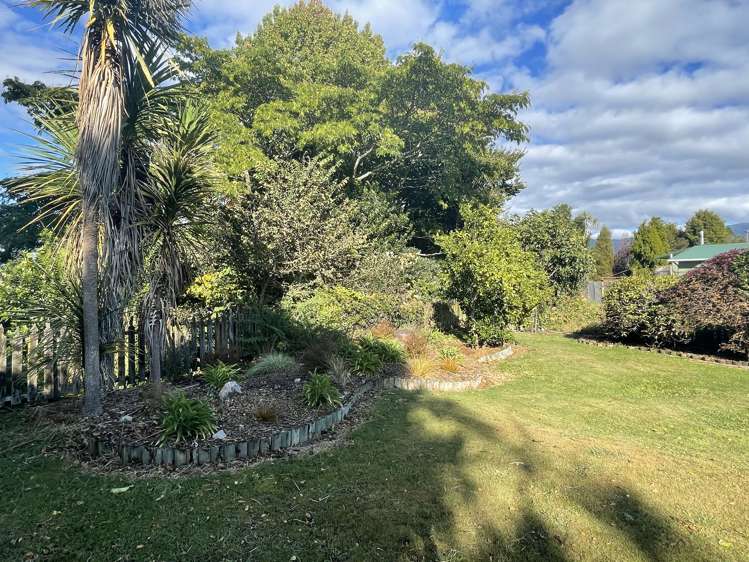 14 Sunbelt Crescent Takaka_16