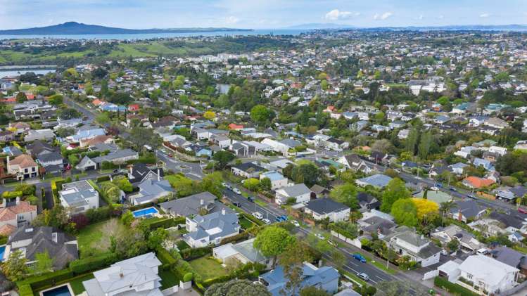 Parau Drive Bethlehem_16