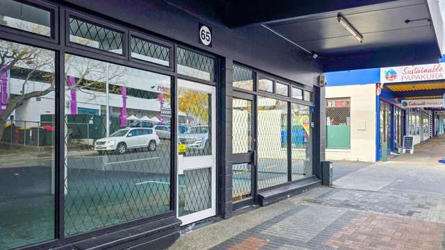 VERSATILE RETAIL OR OFFICE SPACE