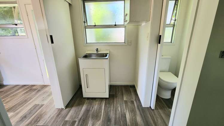 27 Jonathon Street Brookfield_3