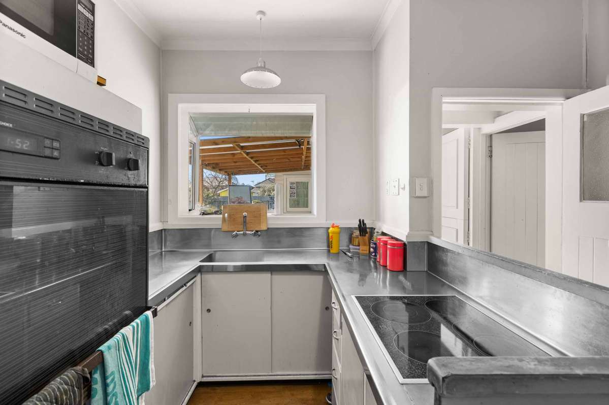 812 Lyell Street_3