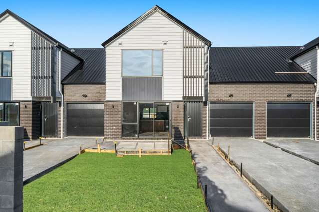 Brand New Freehold Home with Internal Access G...