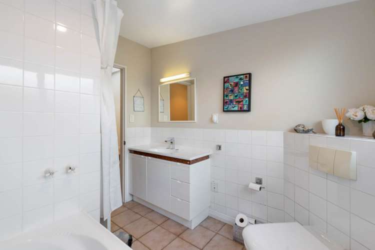 3 Tupaki Place Pakuranga Heights_18