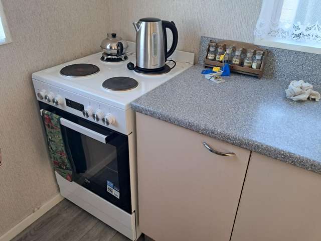 84 Salcombe Street Kaitangata_3