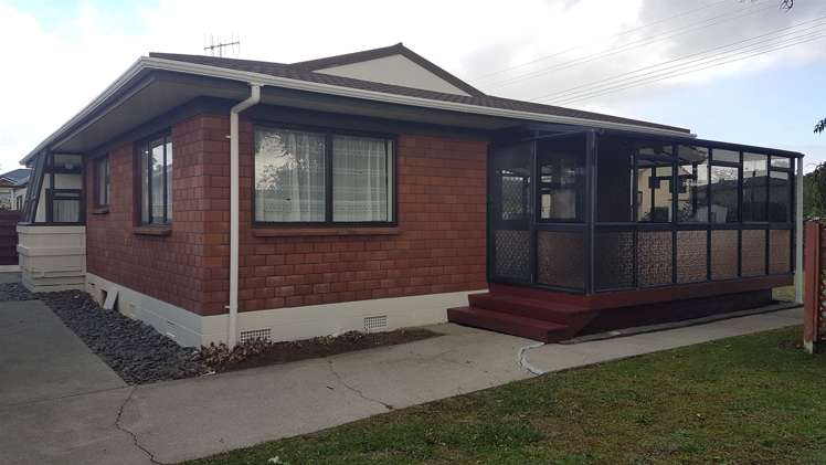 206 Lowe Street Whangamata_0