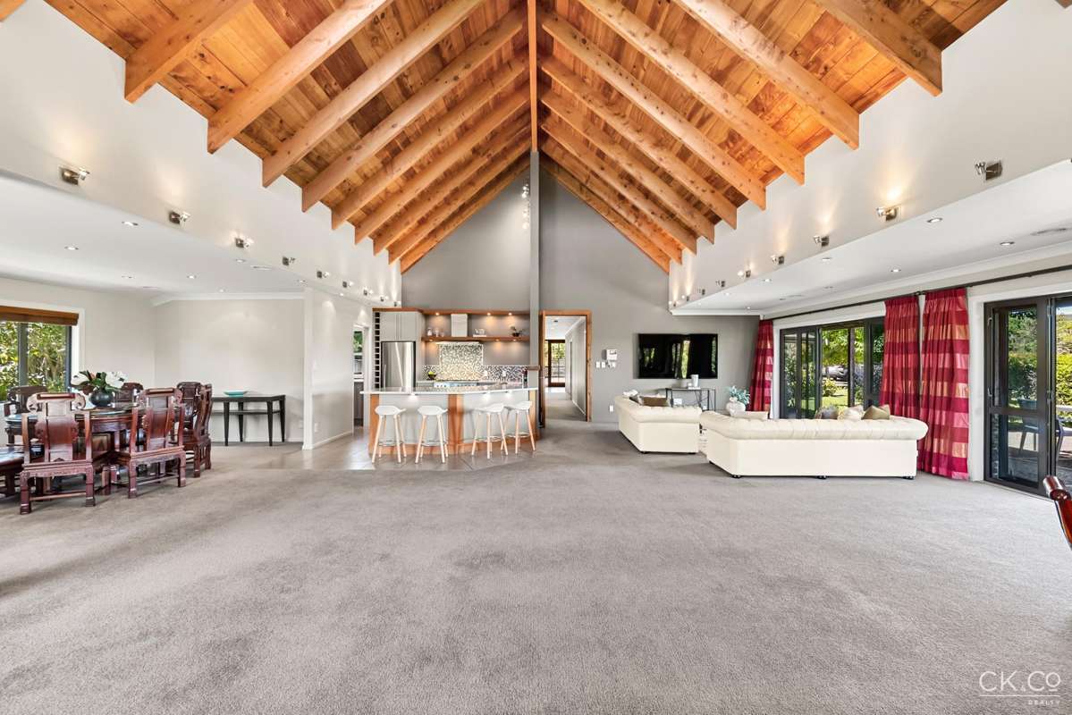 14 Mount Marua Way_2