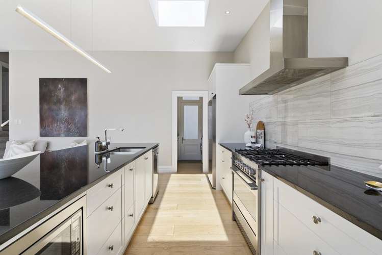 15 Seccombes Road Epsom_14