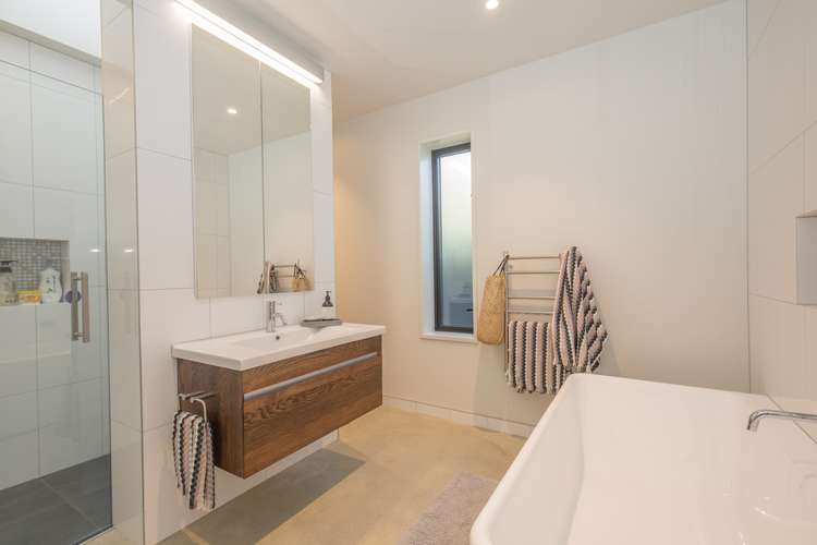 6 Edgewood Place Wanaka_13