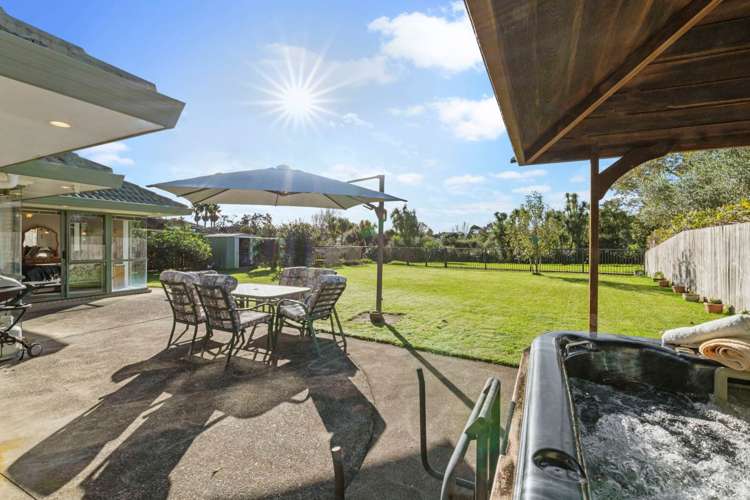 41 Lothian Brae Wattle Downs_9