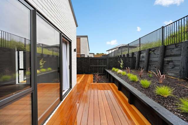 1/6 Lumino Terrace 2753_4