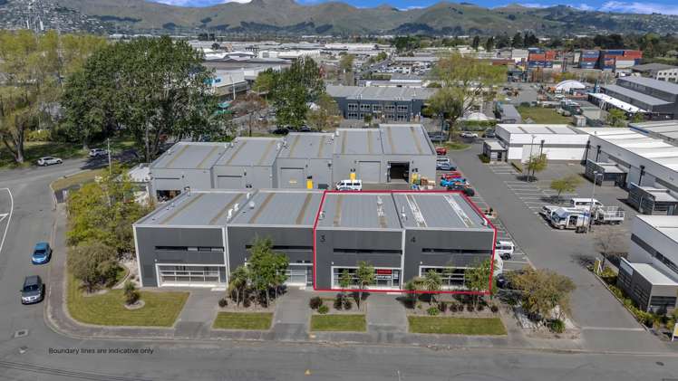 3 and 4/18 Taurus Place_0