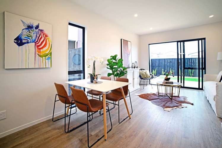 27 Kiato Lane Flat Bush_6