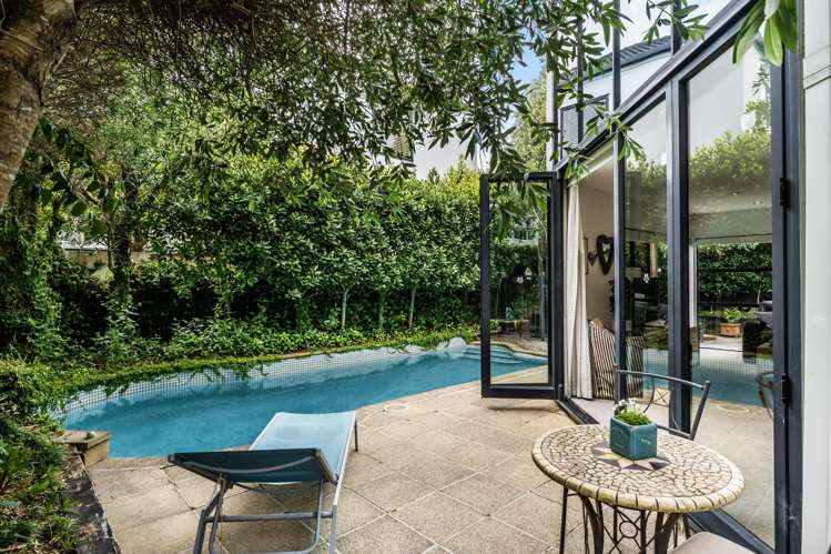 2/27 Martin Avenue Remuera_7