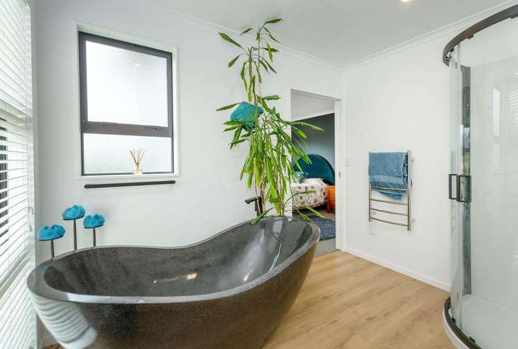 78 Thomas Road Carterton_14