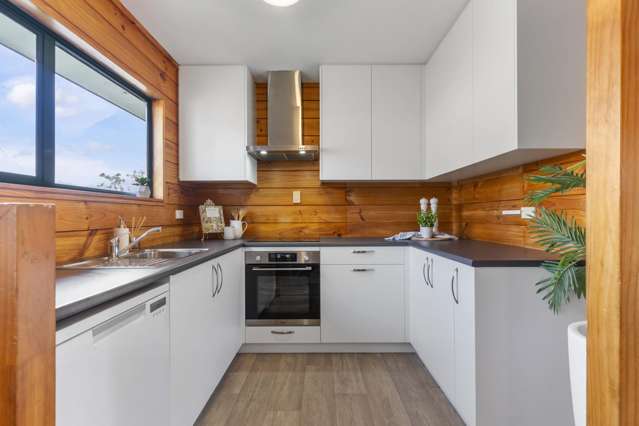 2/8 Mayfield Road Glenfield_2