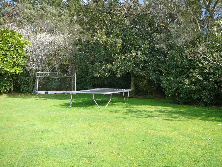 33 Kaihihi Road Okato_17