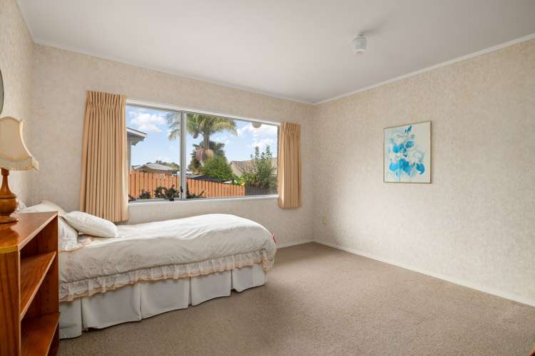 5a Highfield Crescent Brookfield_9